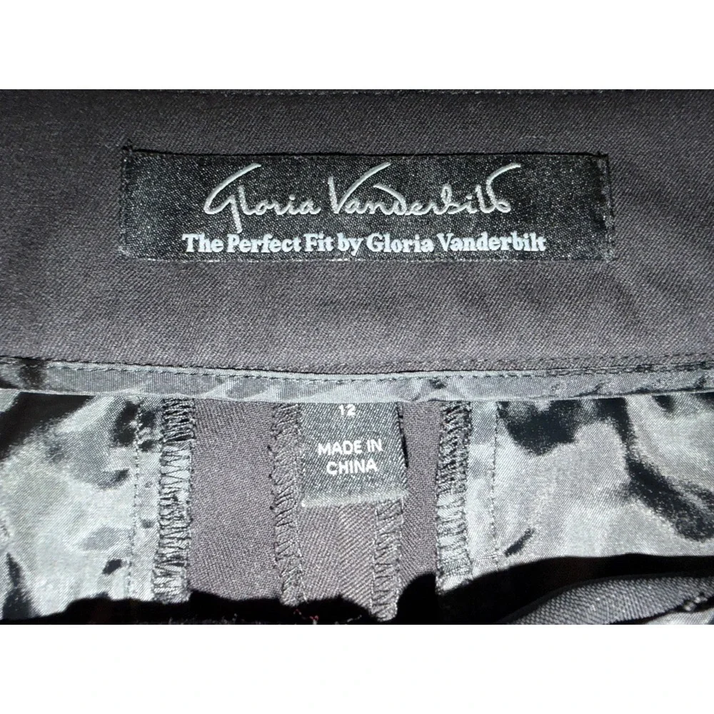 Gloria Vanderbilt lot gloria